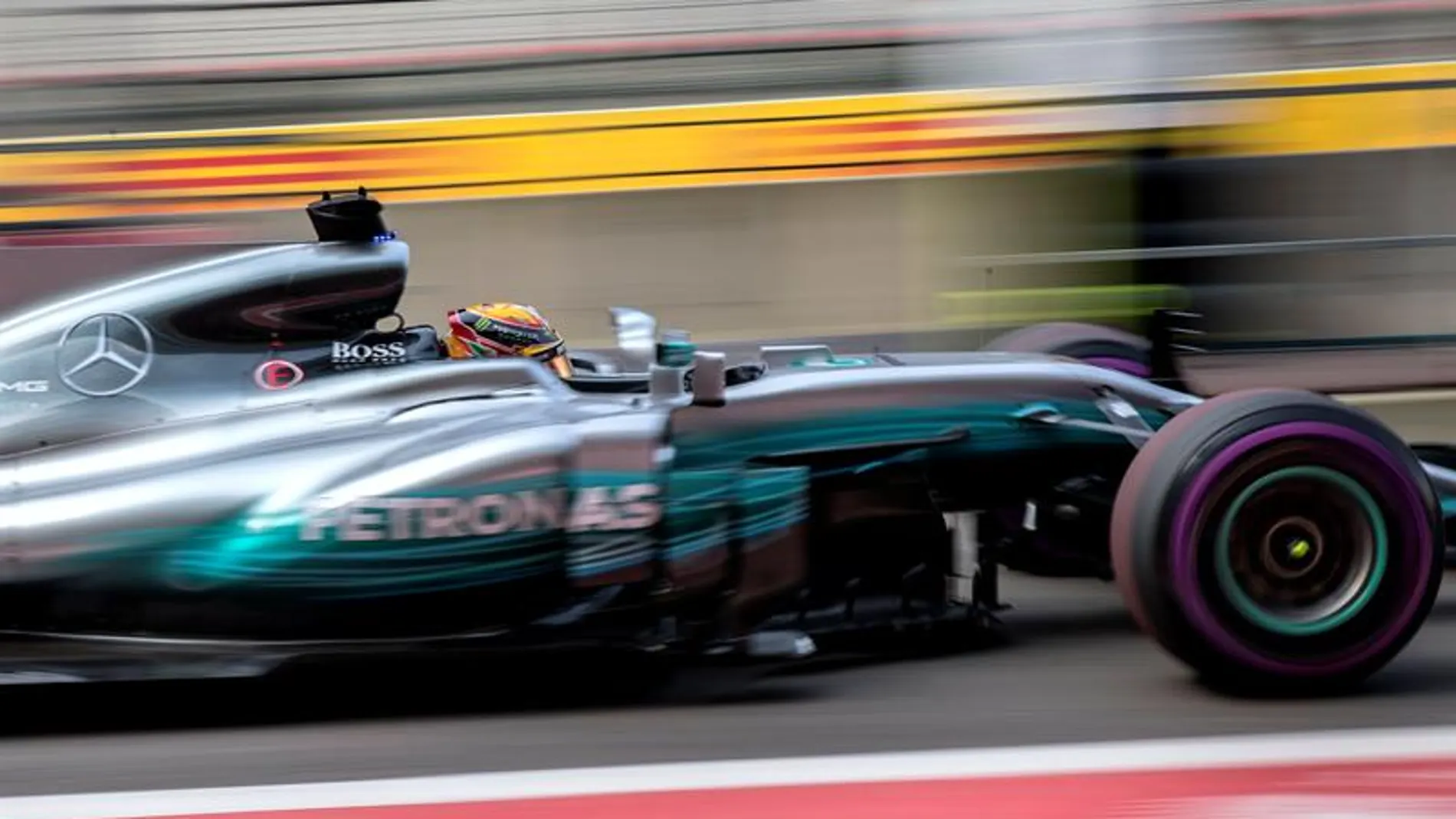 El de Mercedes quiere recuperar el liderato en la clasificacinó general que ahora encabeza Vettel