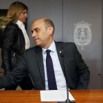 El alcalde socialista de Alicante, Gabriel Echávarri, durante su comparecencia del miércoles