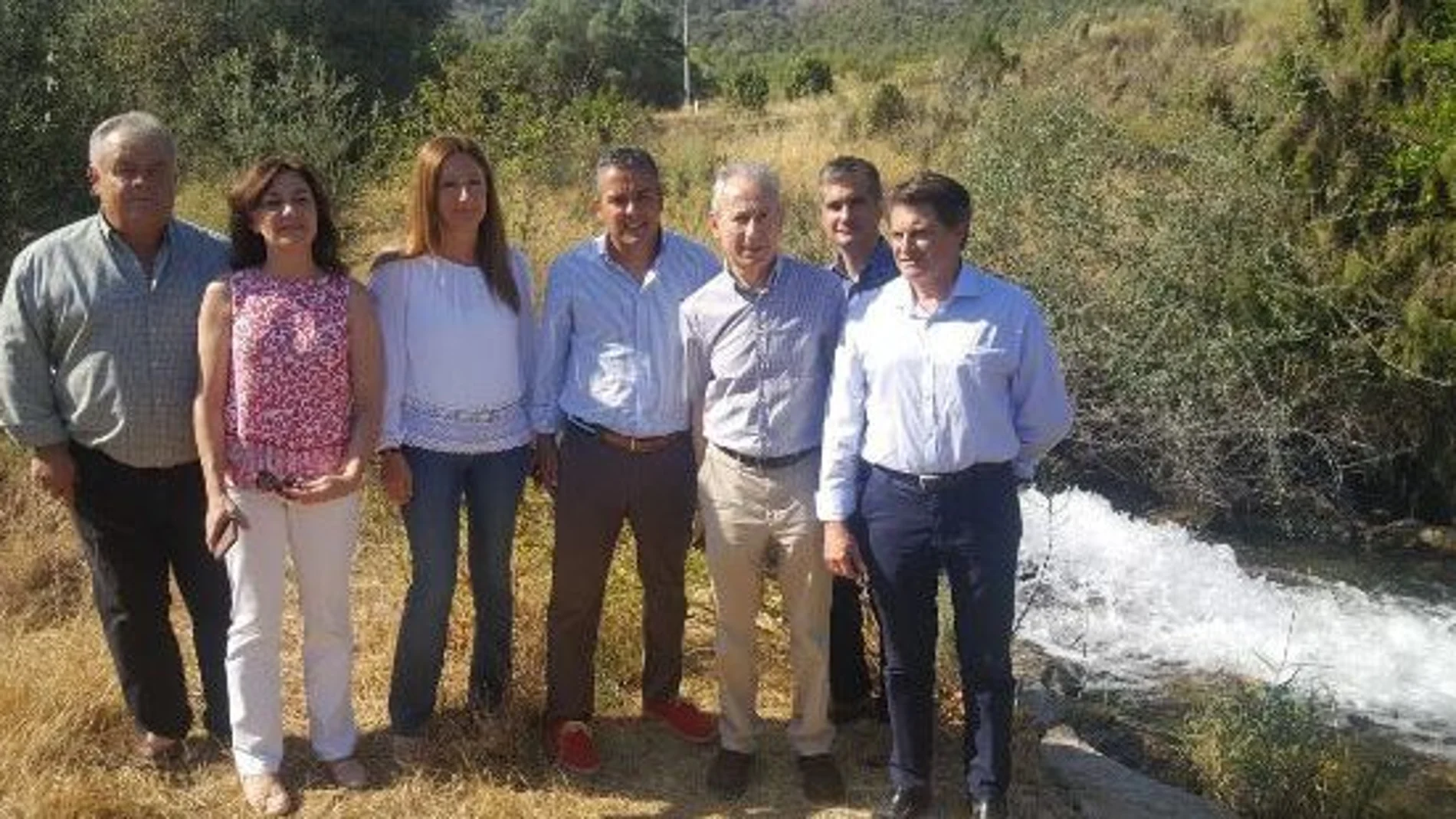 El secretario ejecutivo de Agricultura del PP, Jesús Cano, en una visita reciente a los pozos de Sinclinal