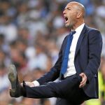 Zinedine Zidane no oculta su frustración en un partido del Madrid