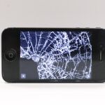La rotura del cristal del móvil por caídas es una pesadilla para los propietarios de estos dispositivos