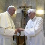 El papa Francisco y Benedicto XVI, en una imagen del pasado año