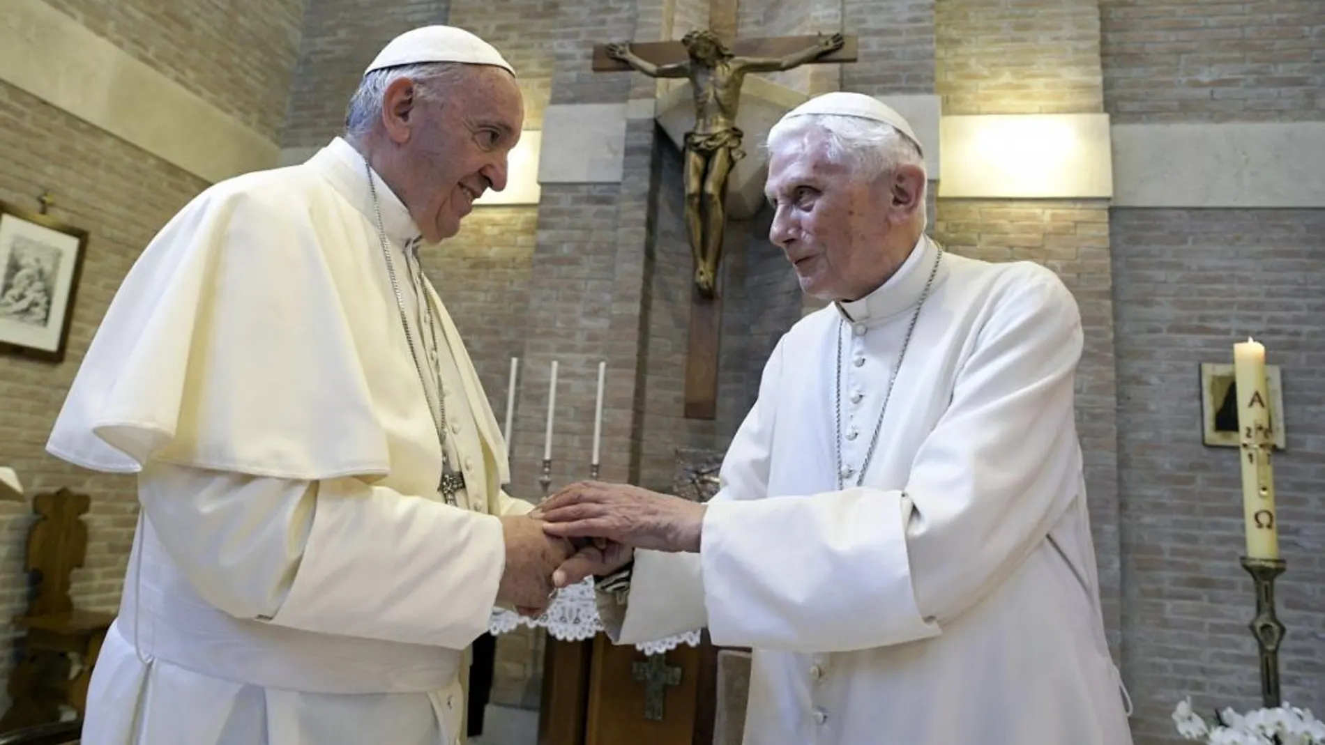 El papa Francisco y Benedicto XVI, en una imagen del pasado año