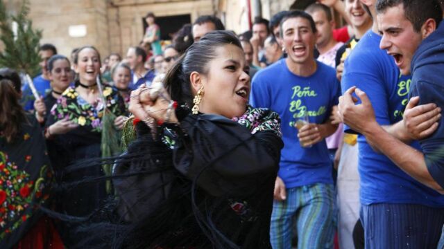 Tradicional Pinochada en la localidad soriana de Vinuesa
