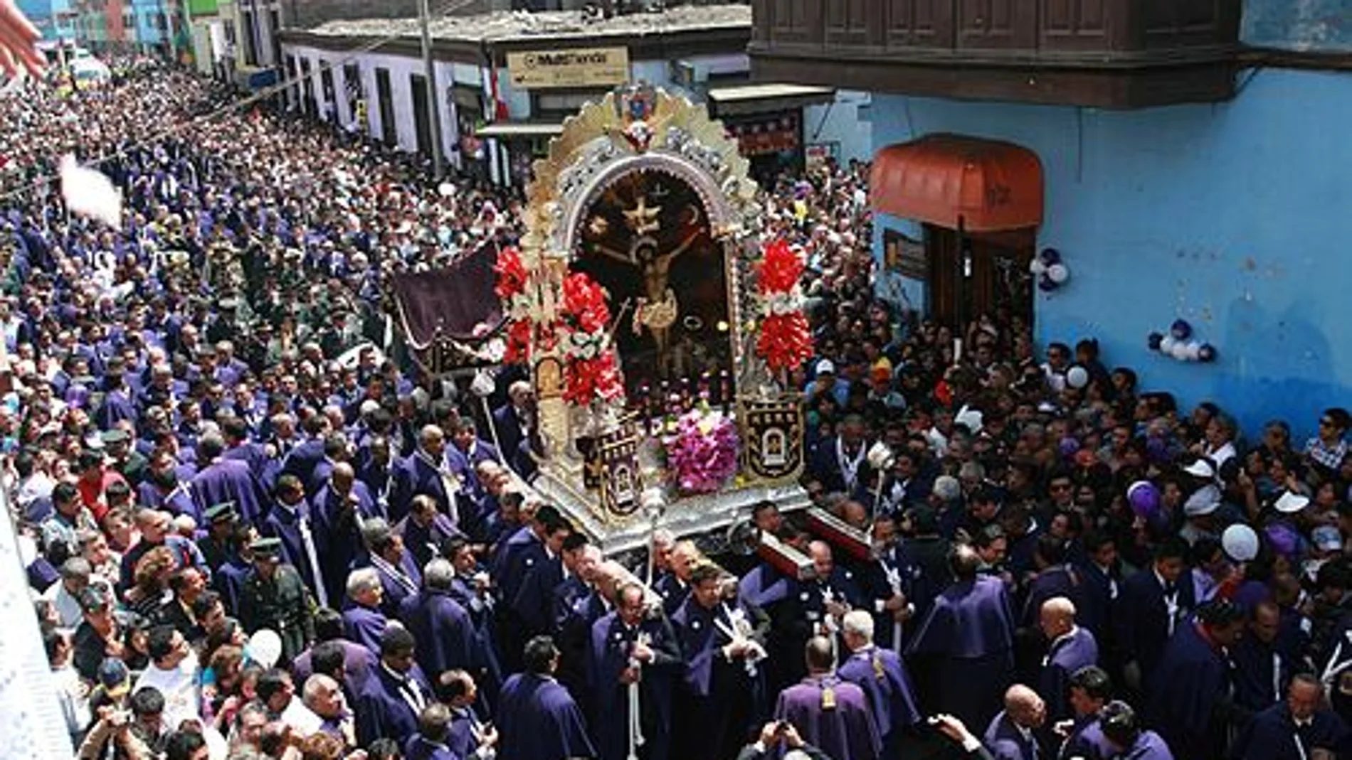 Misa en honor al Señor de los Milagros del Perú en Madrid