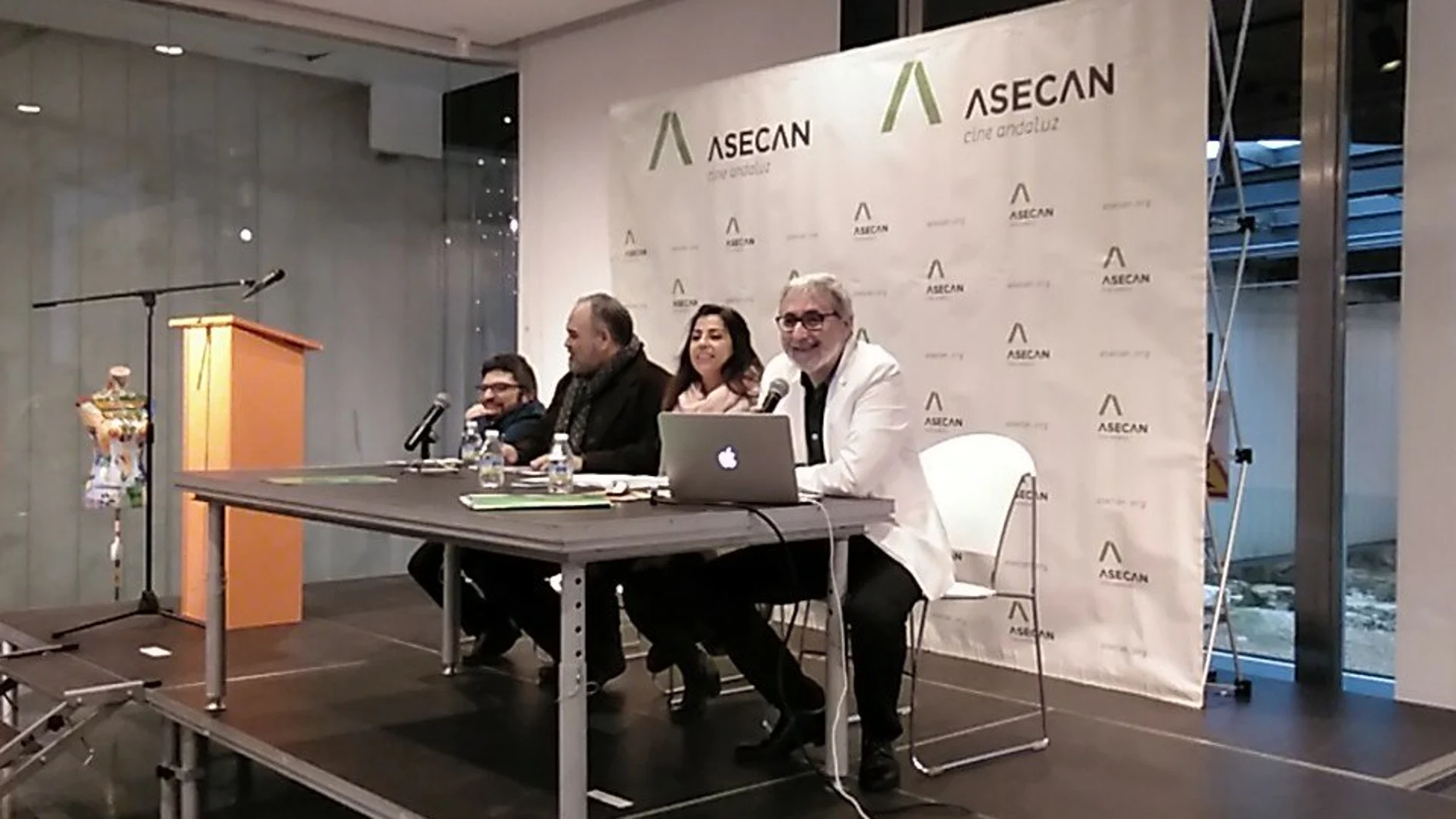 La directiva de la Asociación de Escritoras y Escritores Cinematográficos de Andalucía (Asecan)