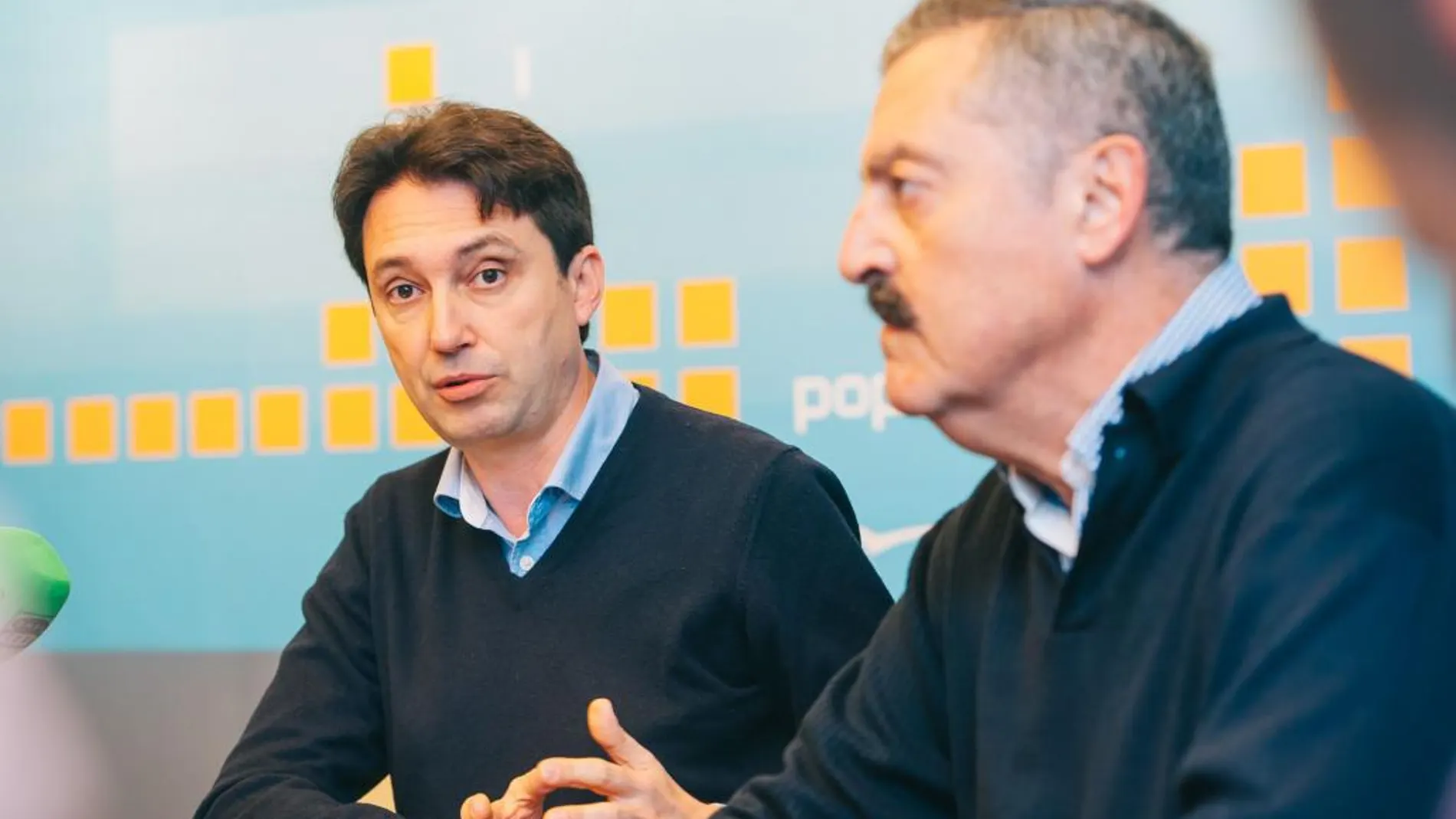 El presidente provincial del PP, Vicente Betoret, junto al secretario general Vicente Ferrer