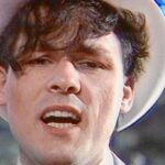 Ian Rankin suele utilizar nombres de canciones para sus novelas, la mejor, con The Associates como protagonistas, «Even dogs in the wild»