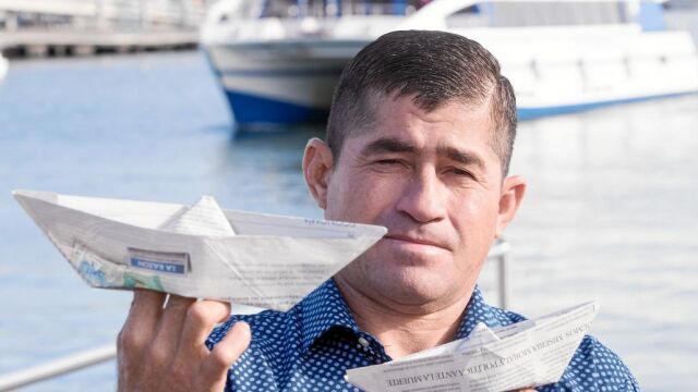 Salvador Alvarenga: «Estuve un mes tomando sangre de tortugas y pájaros para sobrevivir»