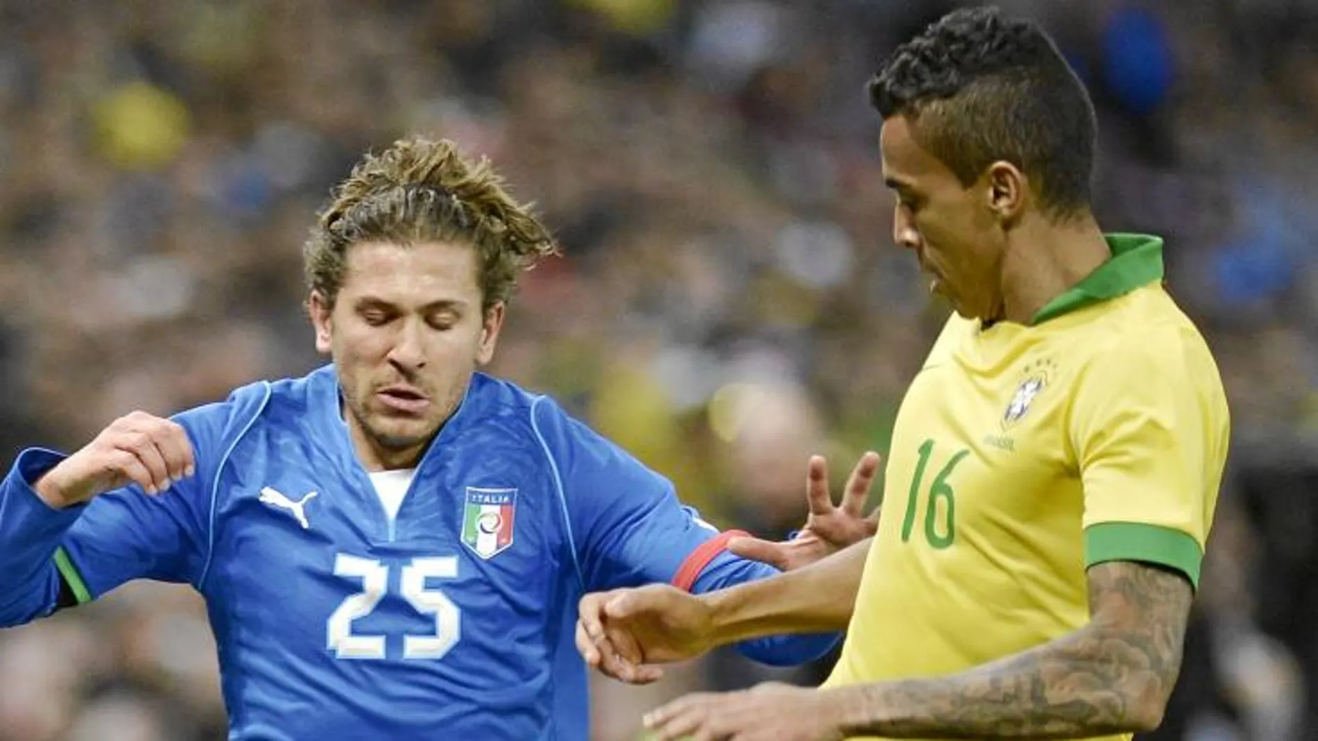 Italia y Brasil igualaron