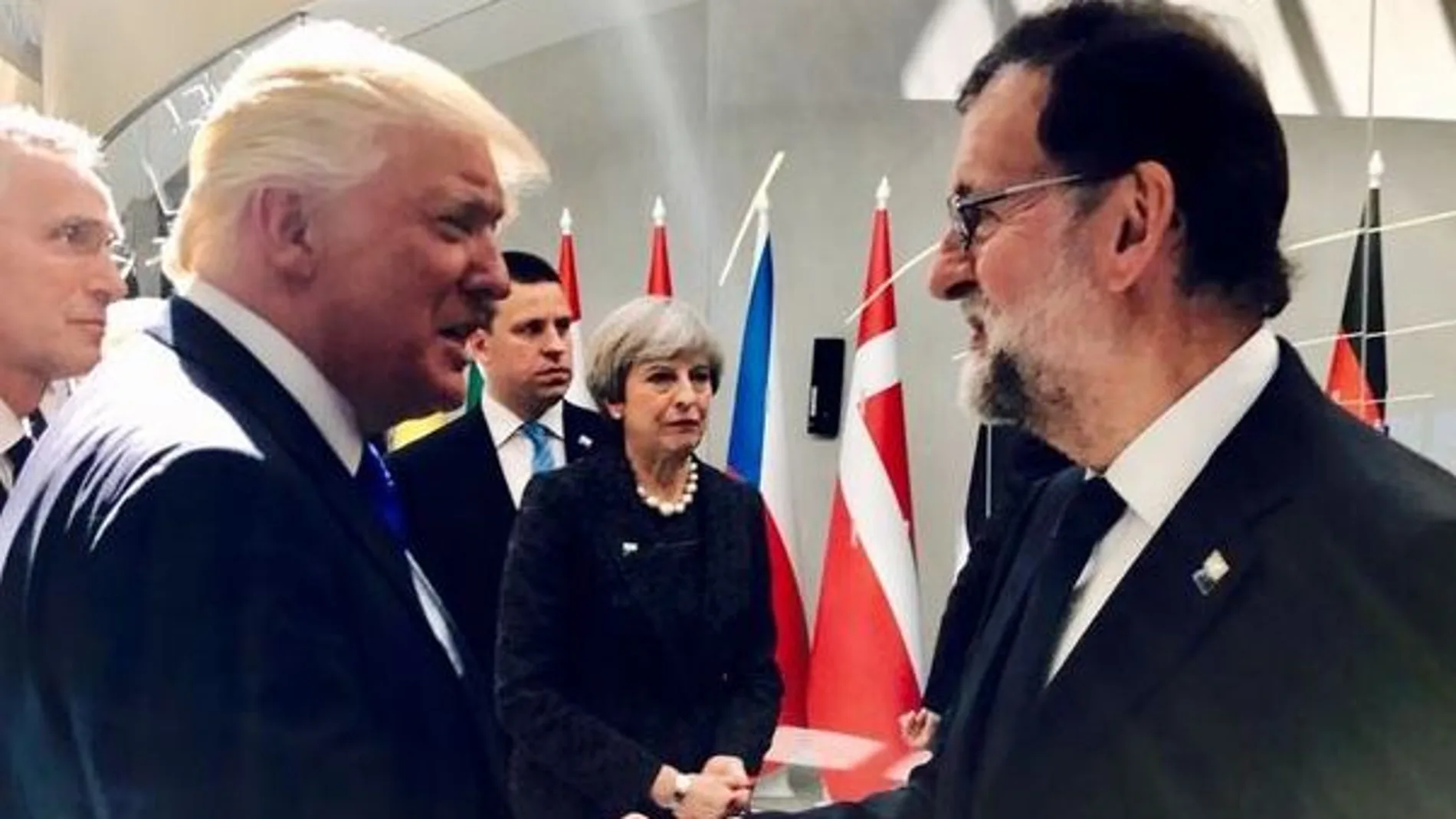 Trump y Rajoy se vieron por primera vez en la cumbre de la OTAN que se celebró en Bruselas el pasado 25 de mayo.