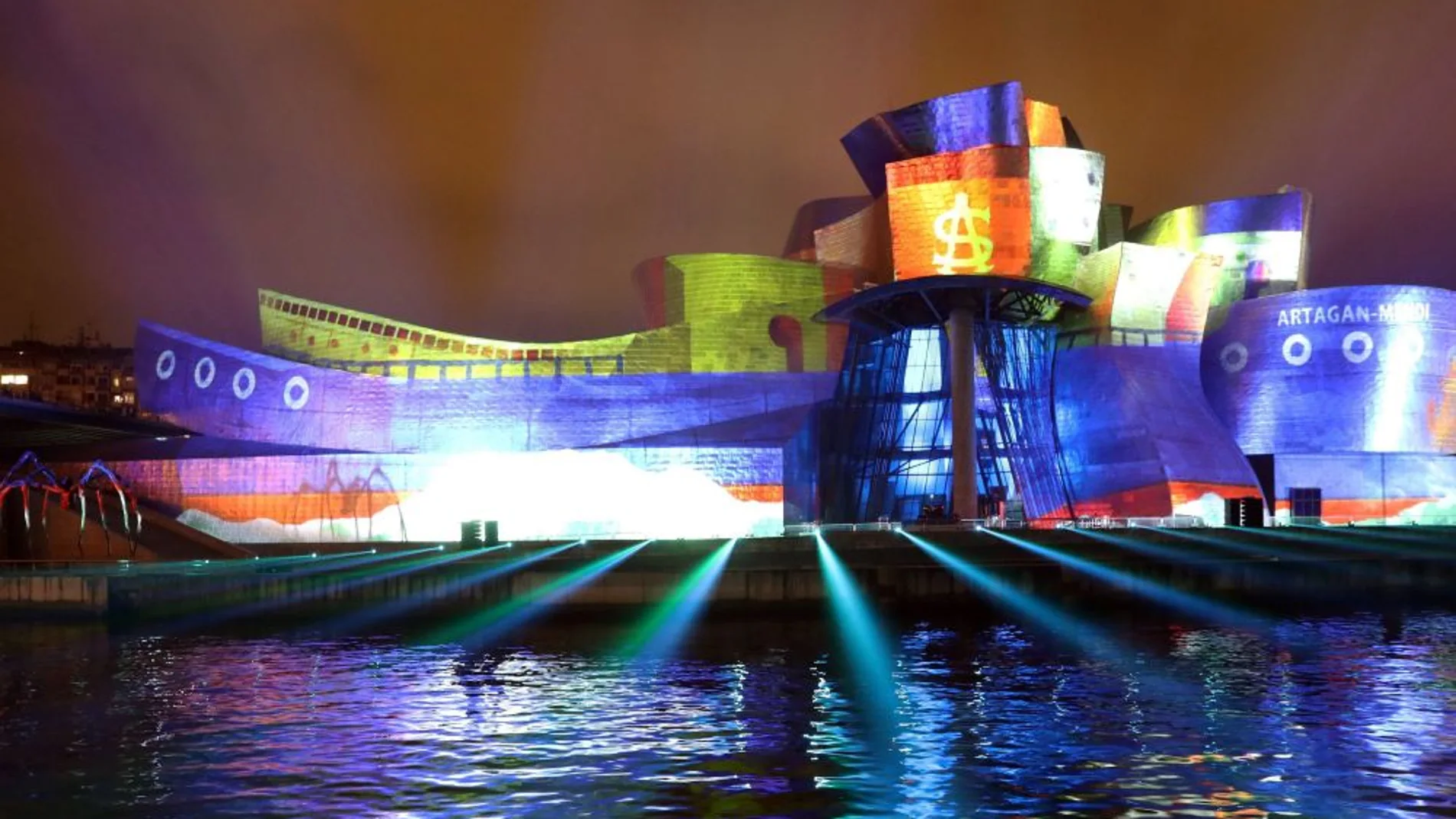 El Guggenheim celebra su 20 aniversario con un espectáculo de luz y sonido