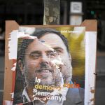 Las calles de Barcelona aún lucen carteles electorales de ERC con el retrato de Oriol Junqueras