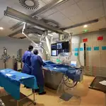  Los hospitales públicos de gestión privada operan más rápido las fracturas de caderas en Madrid