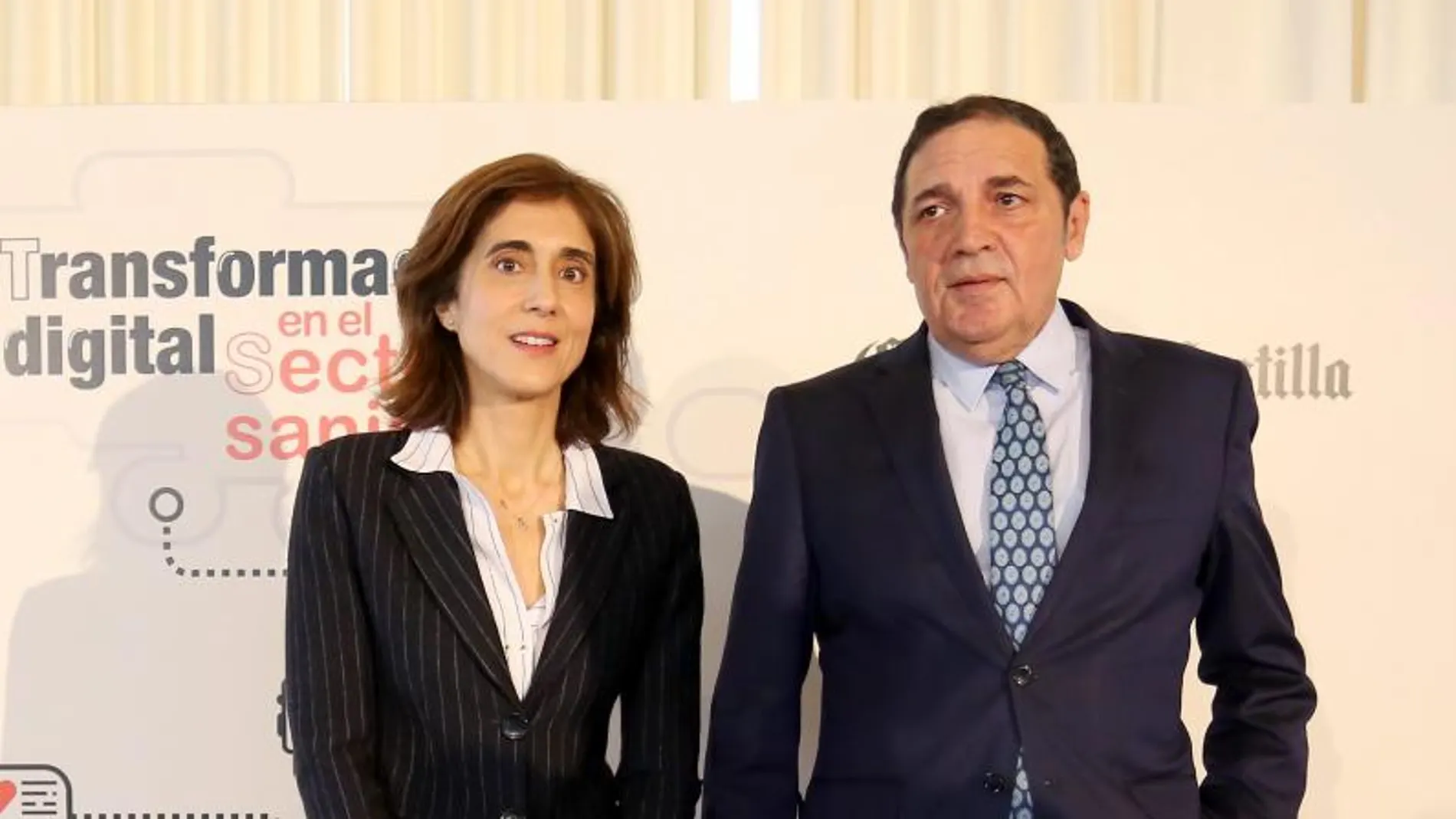 Pilar López junto a Antonio María Sáez Aguado