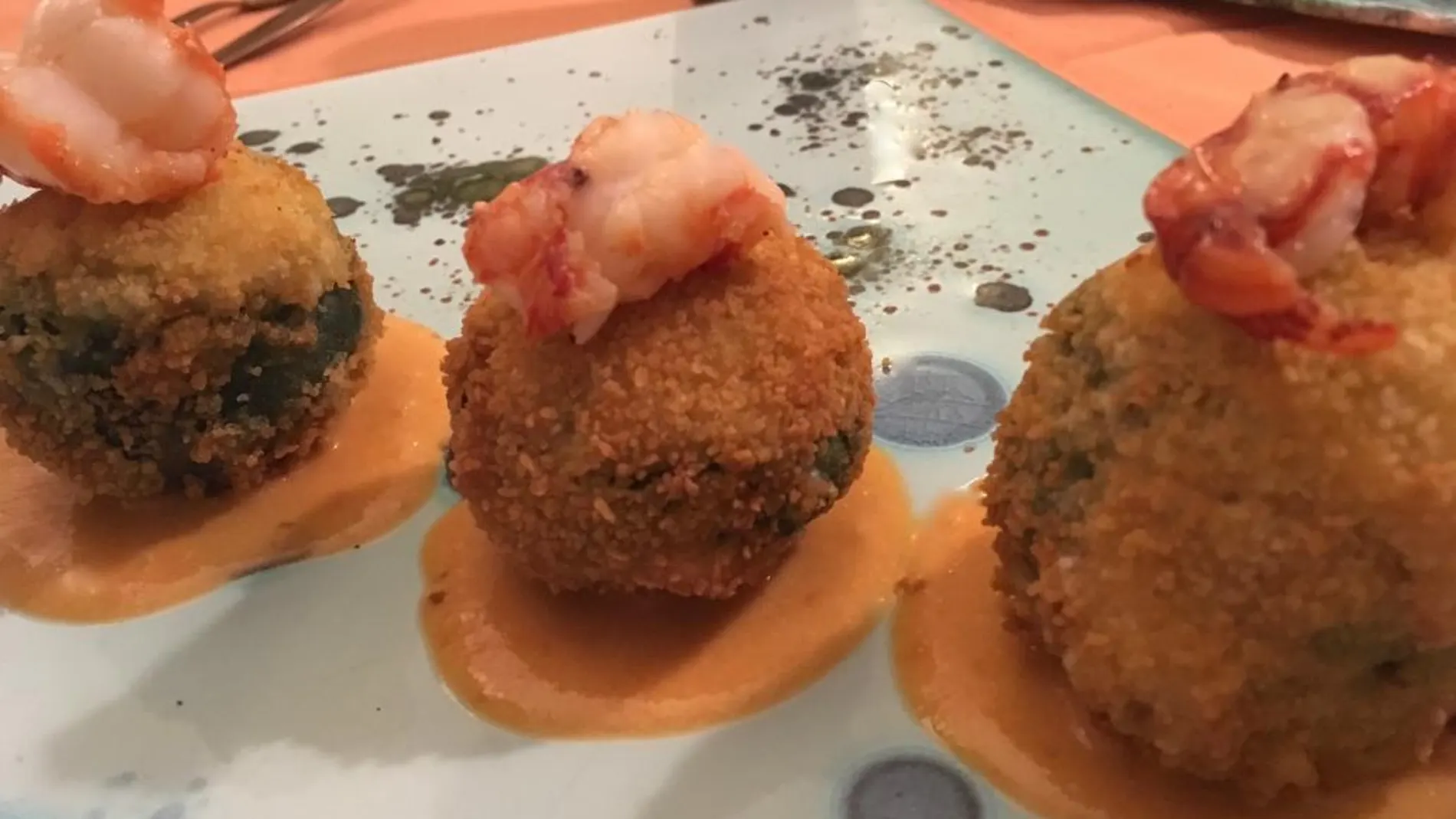 Alcachofas rellenas de pescado y gambas