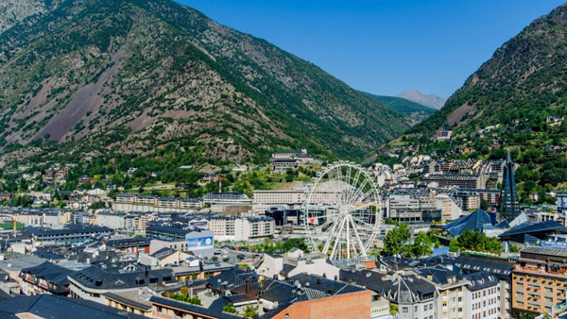 A Andorra van los youtubers para no pagar impuestos