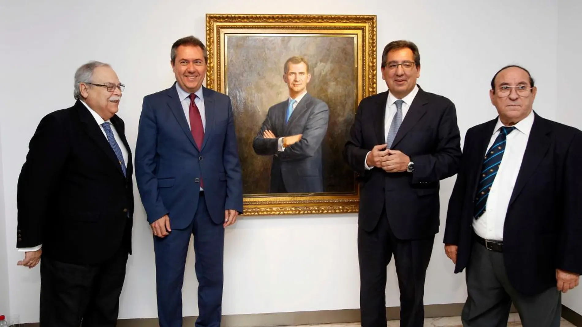 El alcalde de Sevilla acudió a la inauguración junto a Valdés, Pulido y Pareja / Foto: Manuel Olmedo