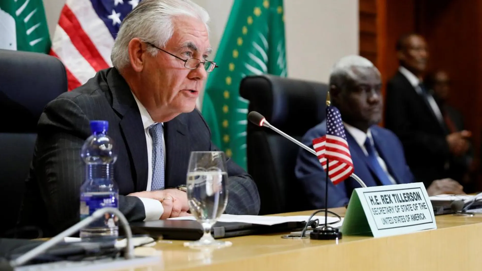 El secretario de Estado de EEUU, Rex Tillerson, en una rueda de prensa conjunta con el presidente de al Comisión de la Unión Africana (UA), Moussa Faki Mahamat