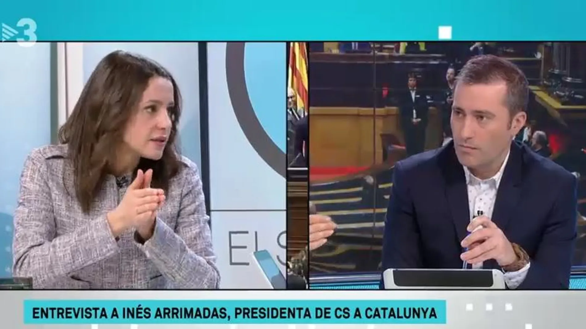 Arrimadas, en TV3: «Poner a alguien en la televisión pública para ver quién canta o no ‘Els Segadors’ da un poco de miedo»
