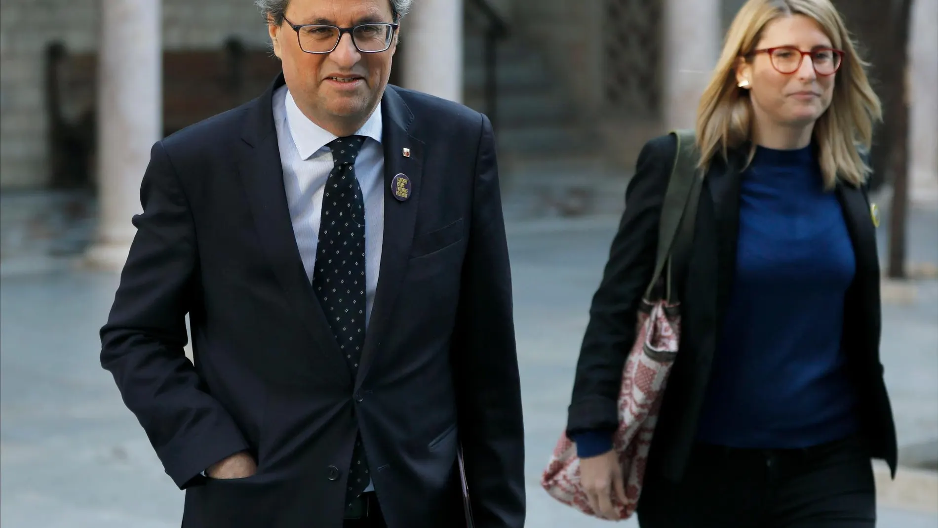El presidente de la Generalitat, Quim Torra, acompañado por la consellera de Presidencia, Elsa Artadi. Foto: Efe
