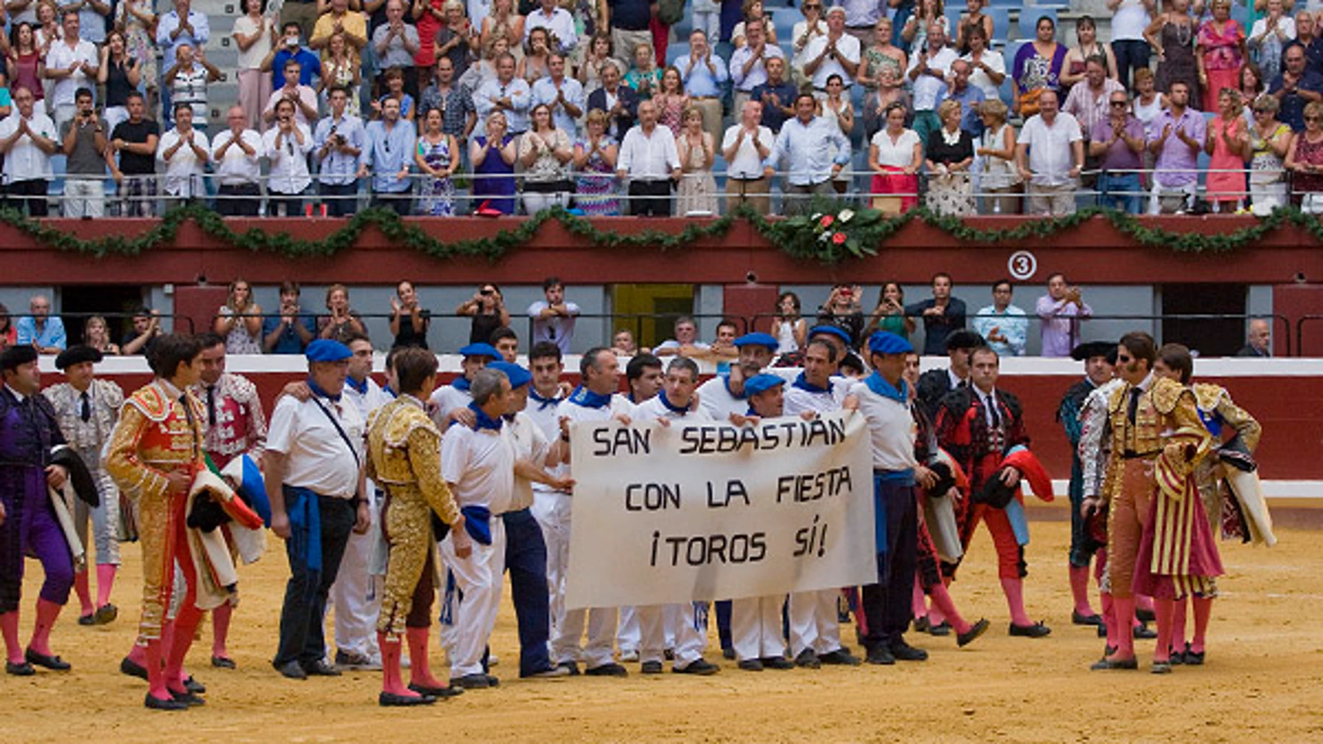 Los toreros reivindican la Fiesta tras finalizar el, hasta la fecha, último festejo en Illumbe