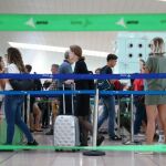 La huelga del viernes provocó colas de dos horas en el aeropuerto catalán