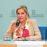 Rosa Valdeón informa de los contenidos del Consejo de Gobierno.