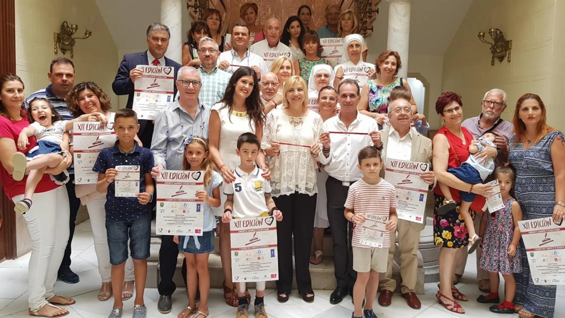 Cartagena por la Caridad destina los beneficios de pulseras solidarias a siete entidades