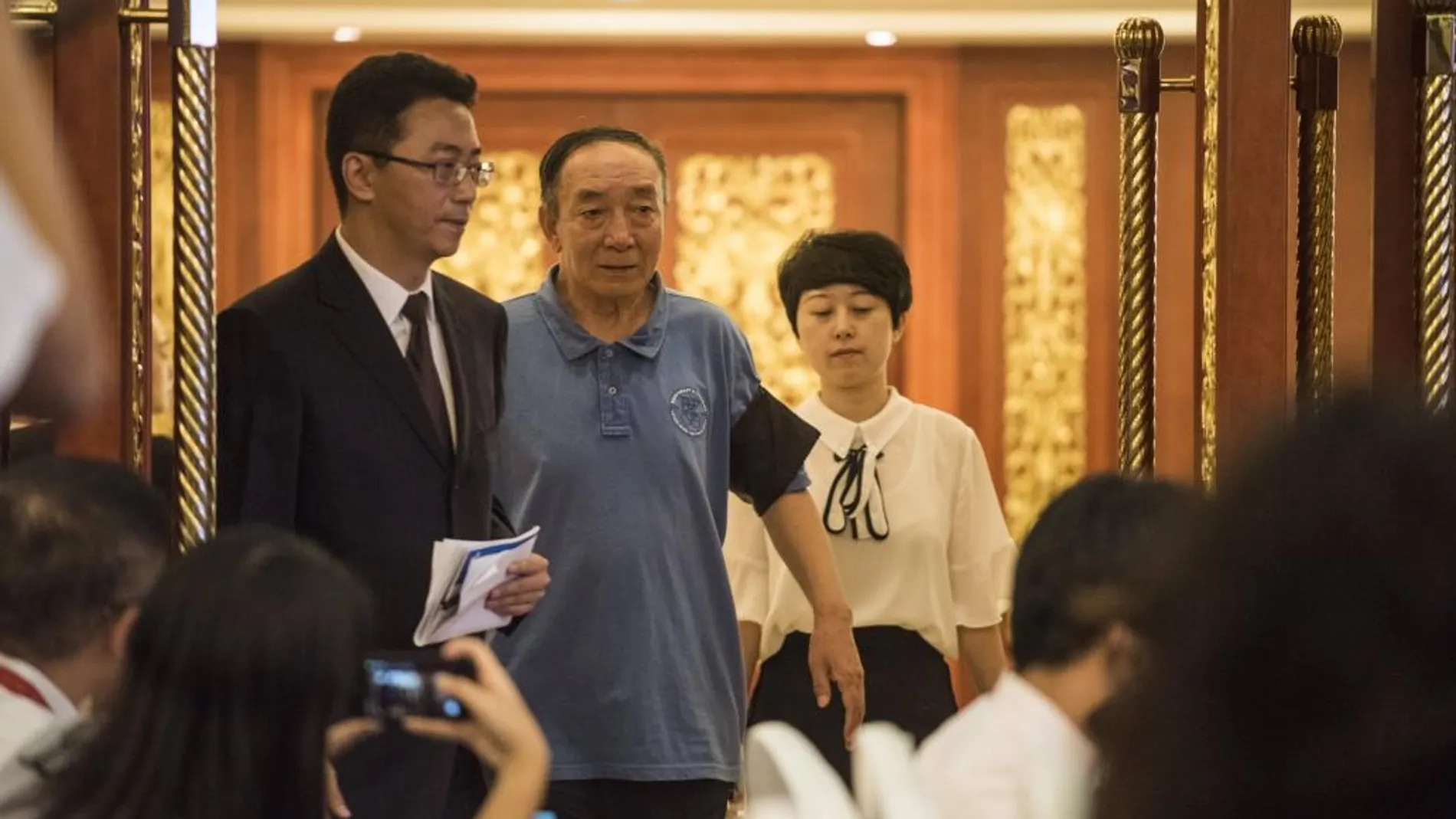 Liu Xiaoguang, hermano mayor y su hermana Liu Xiaobo