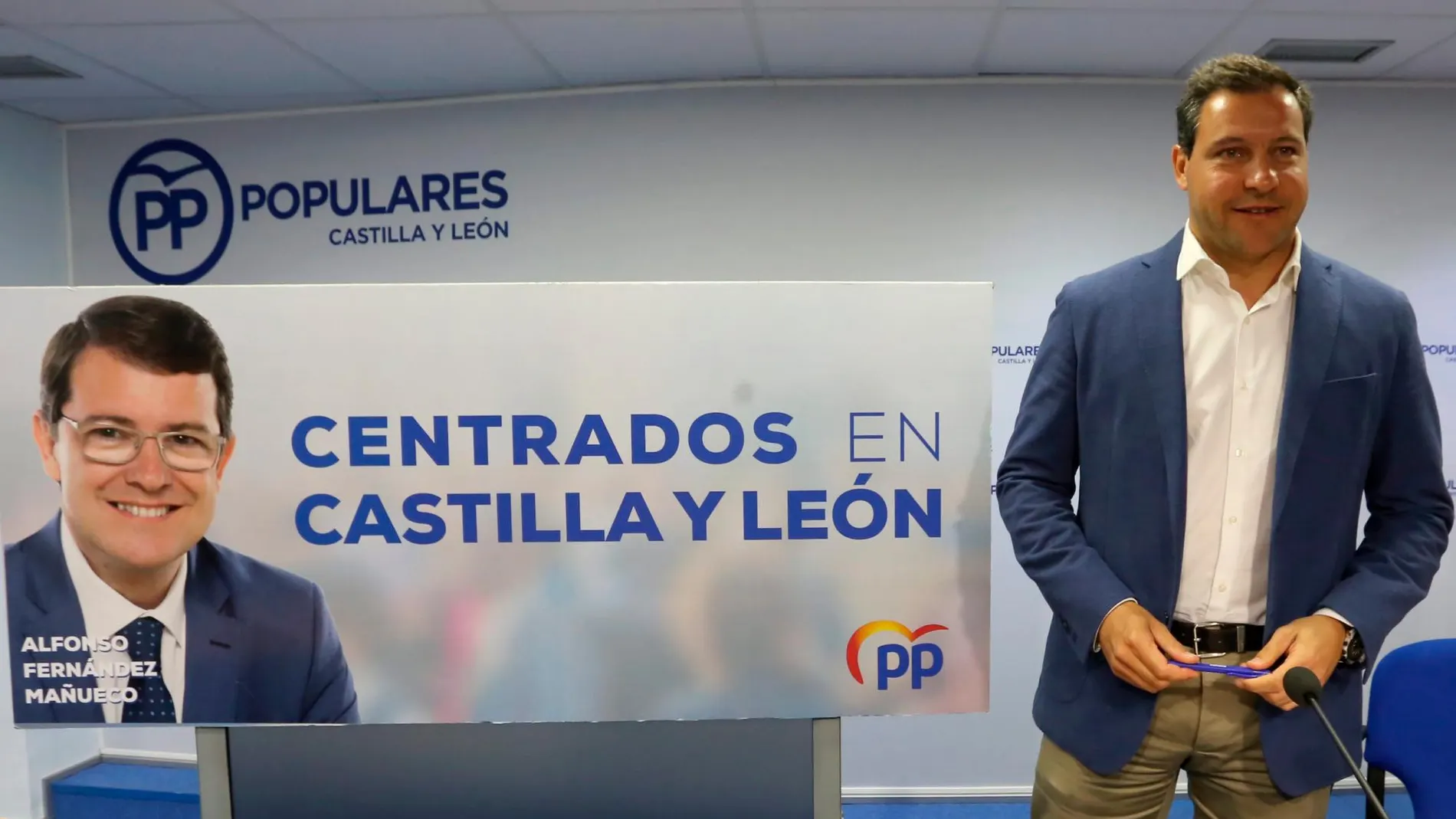 El vicesecretario general de Acción Parlamentaria y Comunicación del Partido Popular de Castilla y León, Raúl de la Hoz, explica los detalles de la campaña electoral de su formación para el 26 de mayo