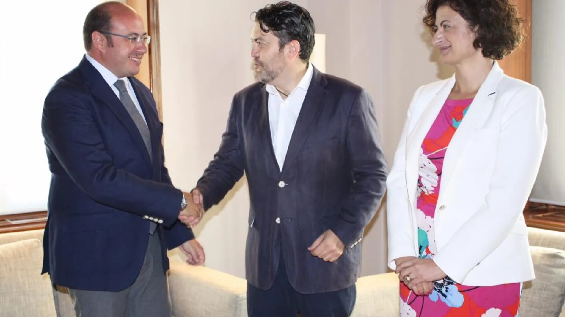 El presidente regional, Pedro Antonio Sánchez, el portavoz de C’s, Miguel Sánchez, y la consejera de Presidencia