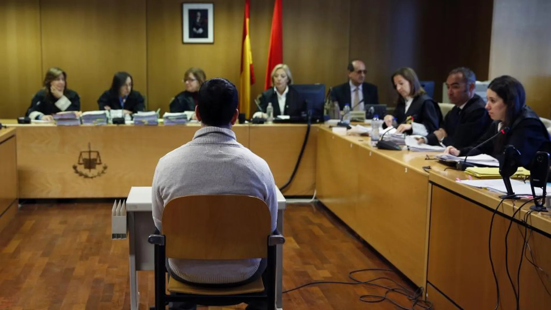 El profesor del Colegio Vallmont de Villanueva del Pardillo (Madrid) Carlos R.I en la Audiencia Provincial de Madrid