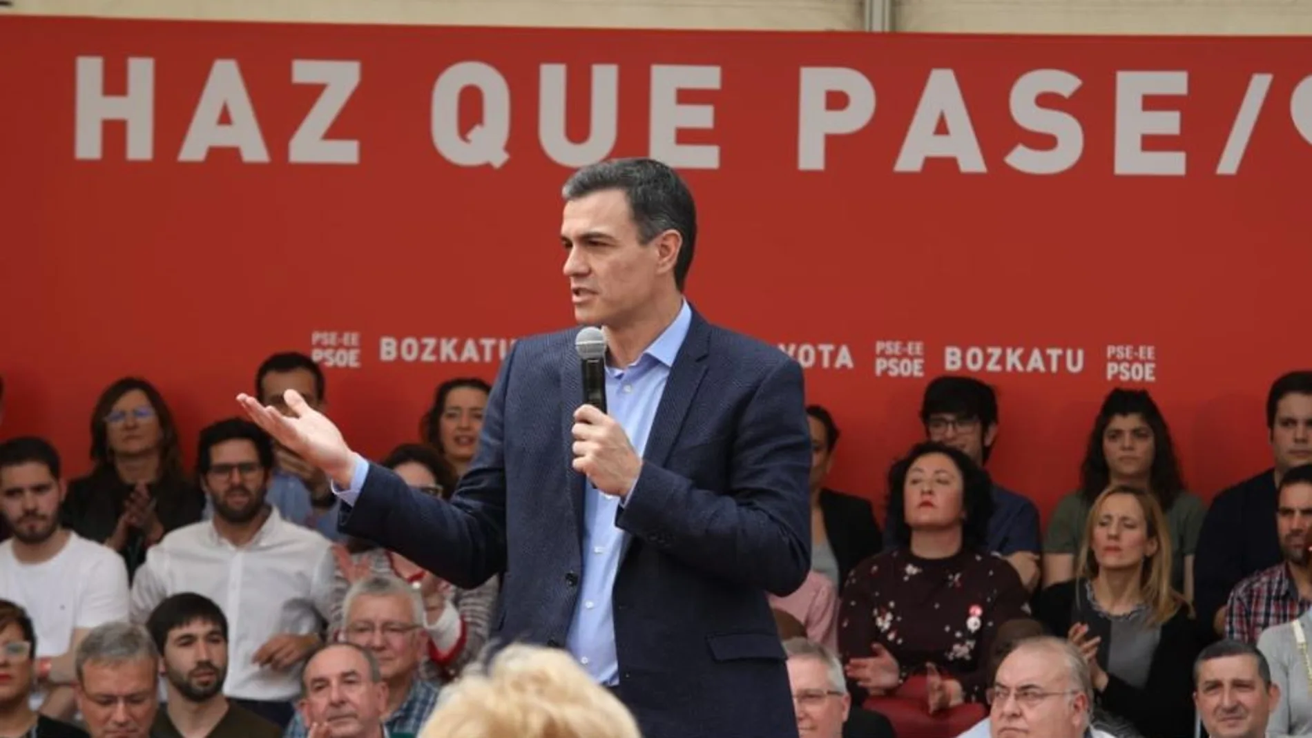 El presidente del Gobierno y candidato por el PSOE a la reelección Pedro Sánchez, en una cato en San Sebastián / Foto: PSOE