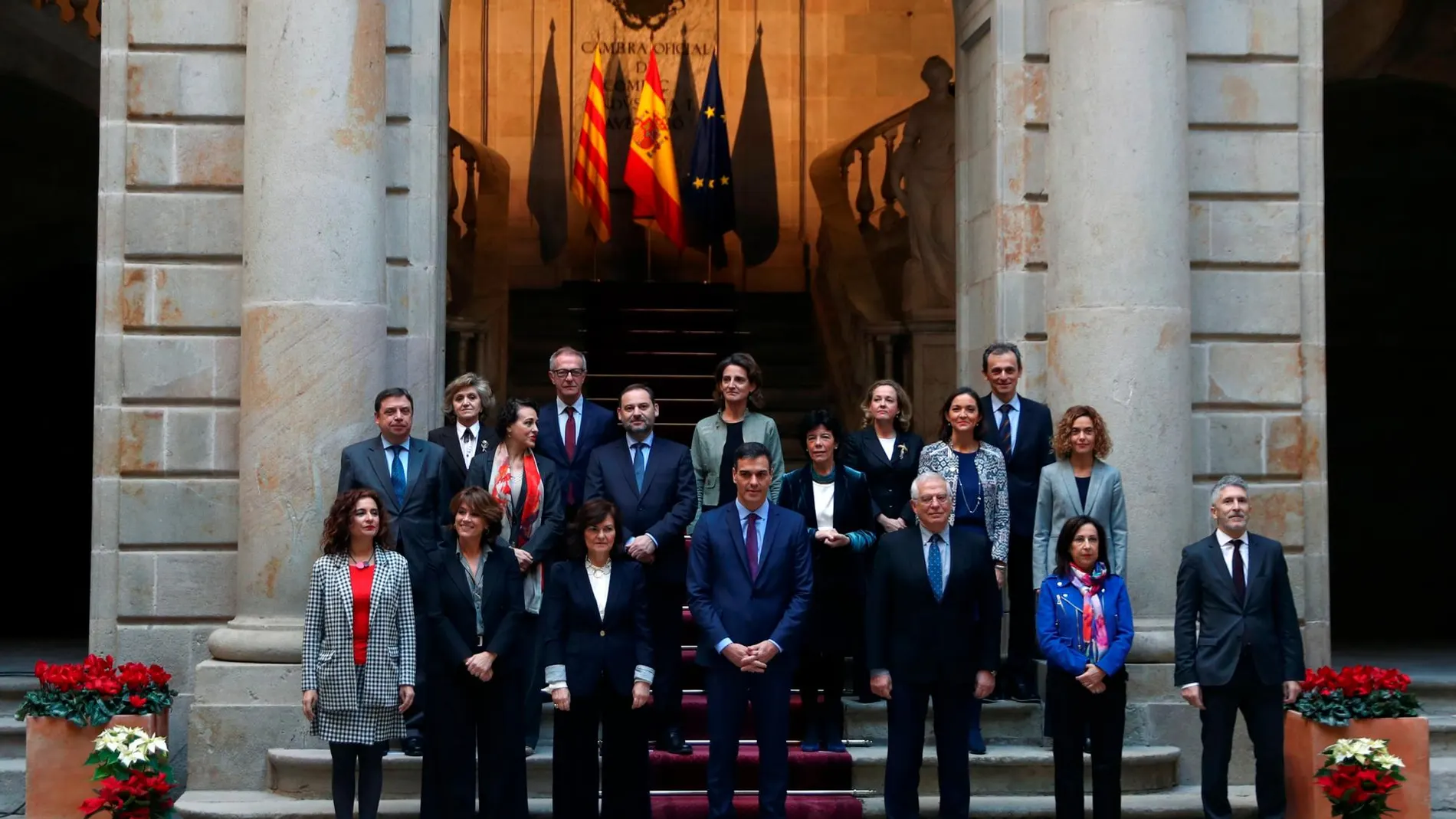 El jefe del Ejecutivo, Pedro Sánchez, y sus ministros. Reuters/Sergio Pérez