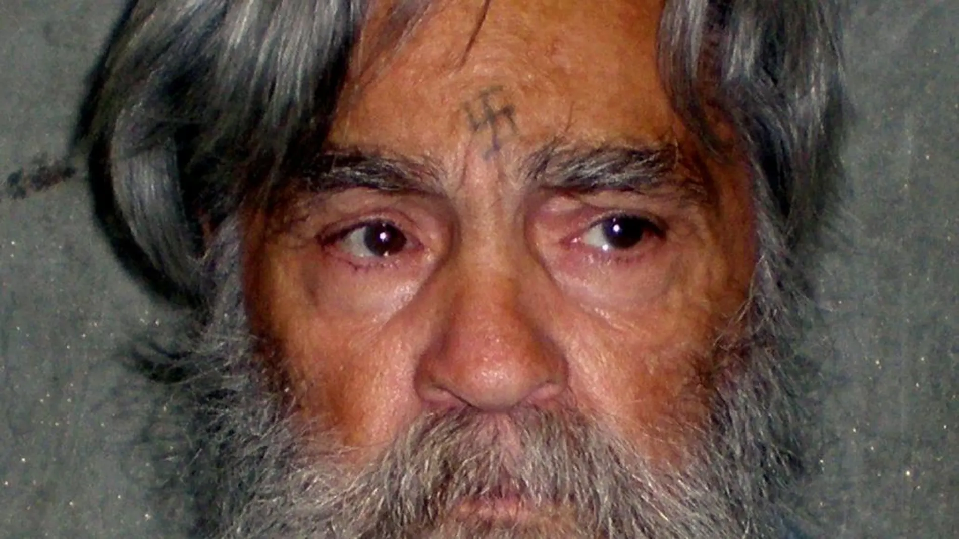 Charles Manson en una imagen de las autoridades de prisiones, fechada en el 16 de junio de 2011