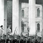 Hitler recibió a Mussolini en Múnich en 1936, donde el Duce dio un discurso