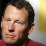 EEUU demanda a Lance Armstrong por violar su contrato con el Servicio Postal y enriquecimiento injusto