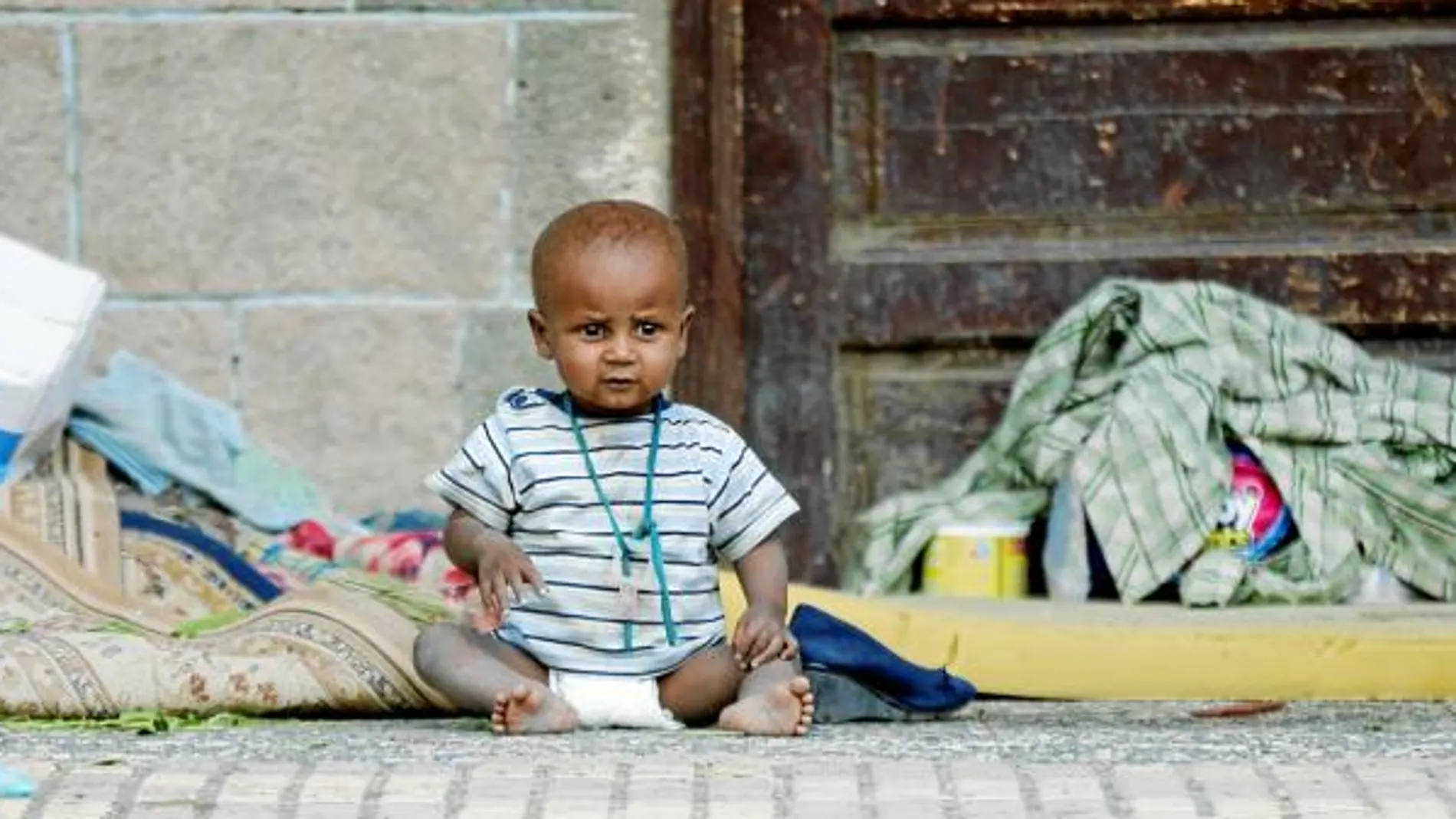 La guerra en Yemen ha hecho que 8,4 millones de personas estén en peligro de muerte por falta de alimentos y medicinas, según la ONU. Un niño fallece cada diez minutos en el país