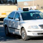 Los taxistas del Aljarafe han tenido que trabajar en Semana Santa con tarifas y calendario sin actualizar / Foto: Manuel Olmedo