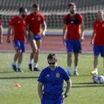 El entrenador de la selección española de fútbol, Julen Lopetegui, durante el entrenamiento que ha realizado ayer el combinado nacional en la Ciudad del Fútbol de Las Rozas