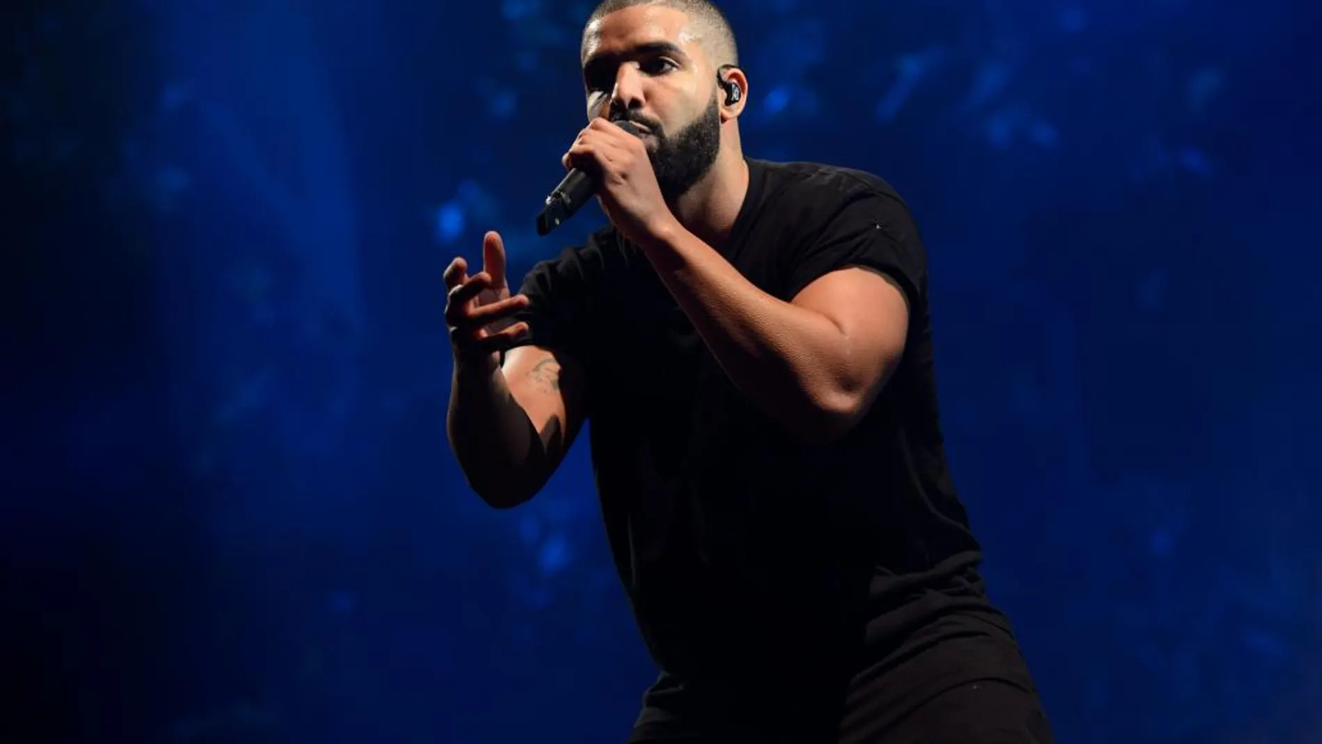 Drake abrirá un club de striptease el año que viene