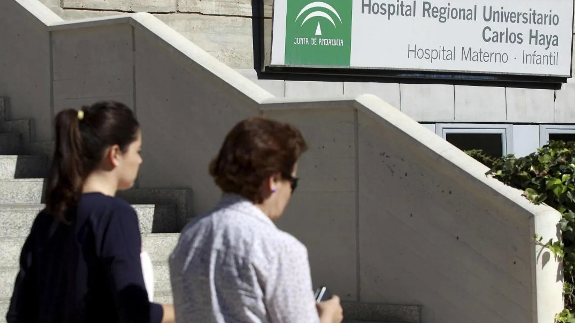 El 72 por ciento de los contratos que se hicieron en el hospital Carlos Haya de Málaga en 2017 fueron temporales