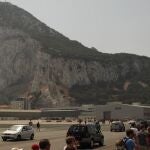 La oposición pide a Cameron que envíe una fragata a Gibraltar