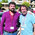 José Sarrión junto a Miguel Ángel Viñas momentos antes de la Asamblea regional.