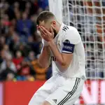  El resbalón de Benzema, o la metáfora de la caída del Real Madrid