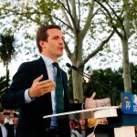 El presidente del PP, Pablo Casado, en el acto electoral celebrado ayer. EFE/J.P. Gandúl