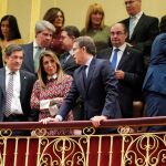 La presidenta en funciones de la Junta, Susana Díaz, entre sus homólogos en Asturias, Javier Fernández, y Galicia, Alberto Núñez Feijóo / Foto: Efe
