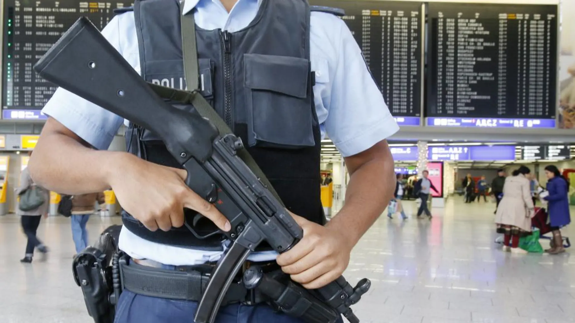 Detenido un alemán presunto miembro del Estado Islámico en el aeropuerto de Düsseldorf