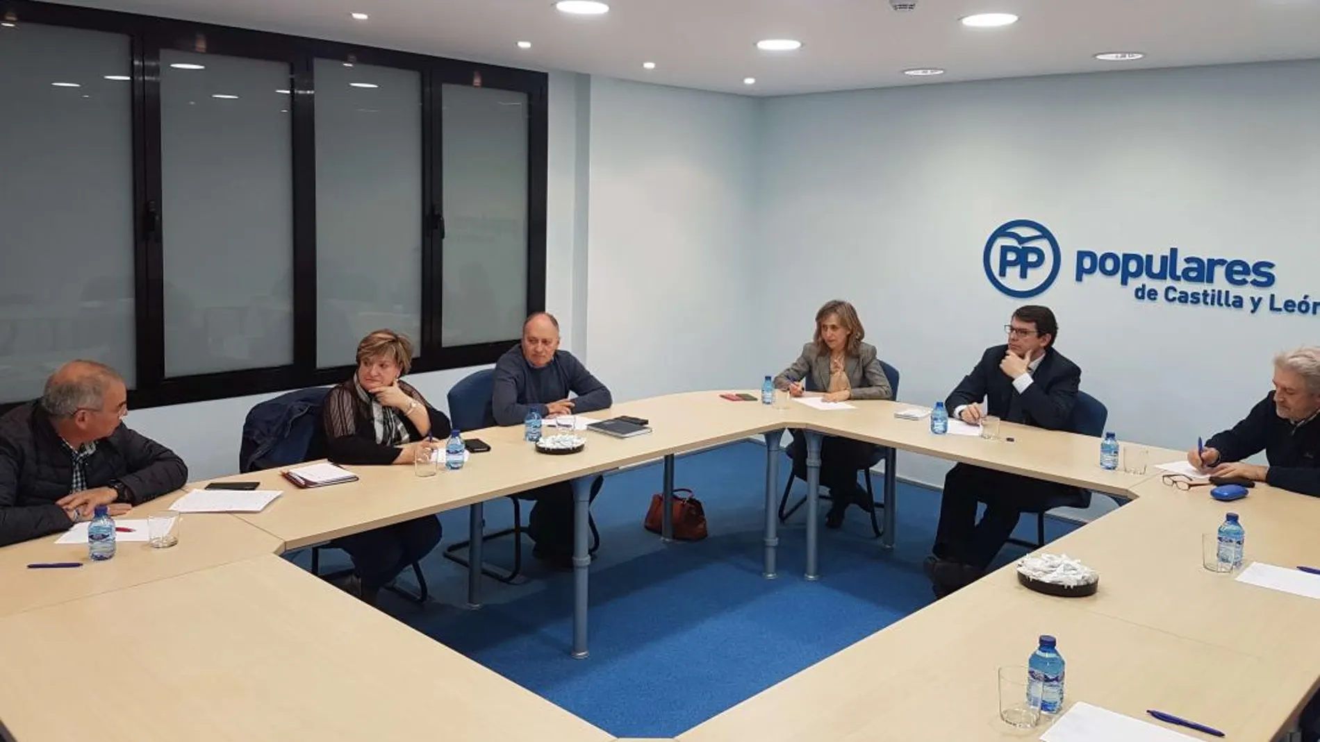 Fernández Mañueco junto a Temprano, Amez, De la Fuente y Álvarez, entre otros